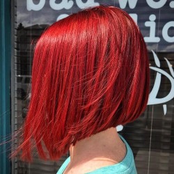 entre deux couleur rouge chez lz coiffeur entretenez la chez vous avec nook kromatic cream rouge , red